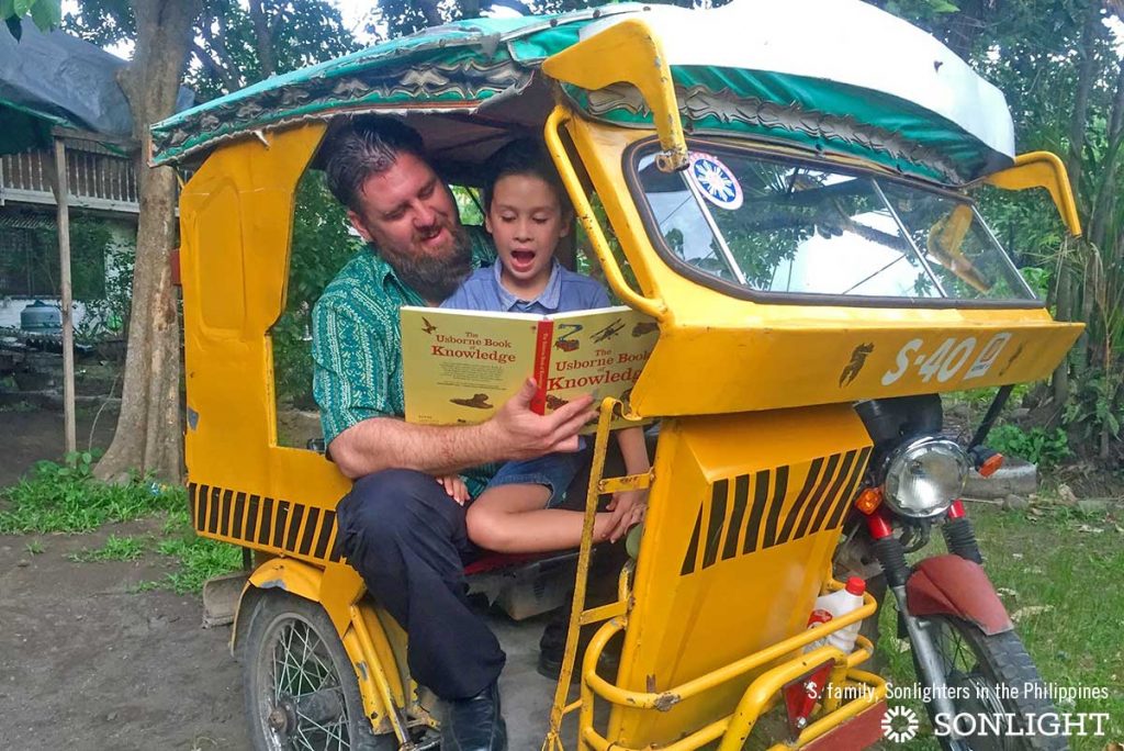 3 Ways Homeschooling is Fantastic for Families Living Overseas